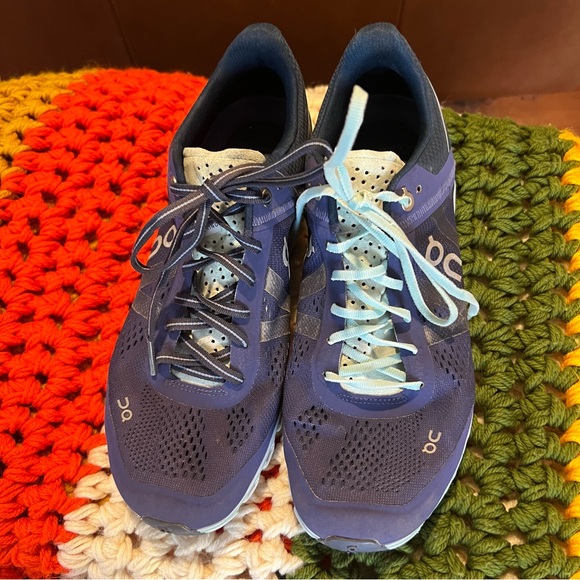 ON RUNNING - WOMEN'S CLOUDFLOW DAWN/JADE Size W8.5 - Picture 3 of 12